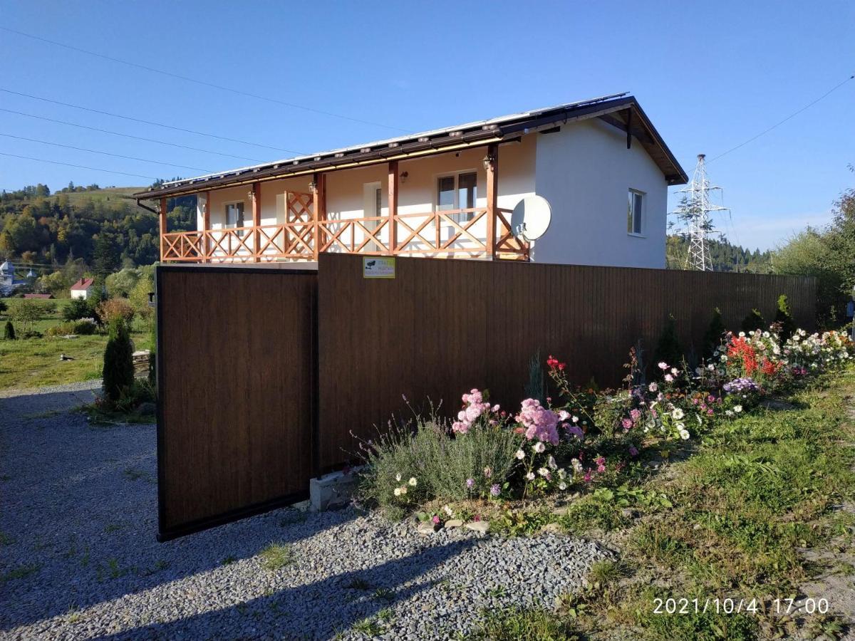 Nestg Guest House Pilipets Exterior foto